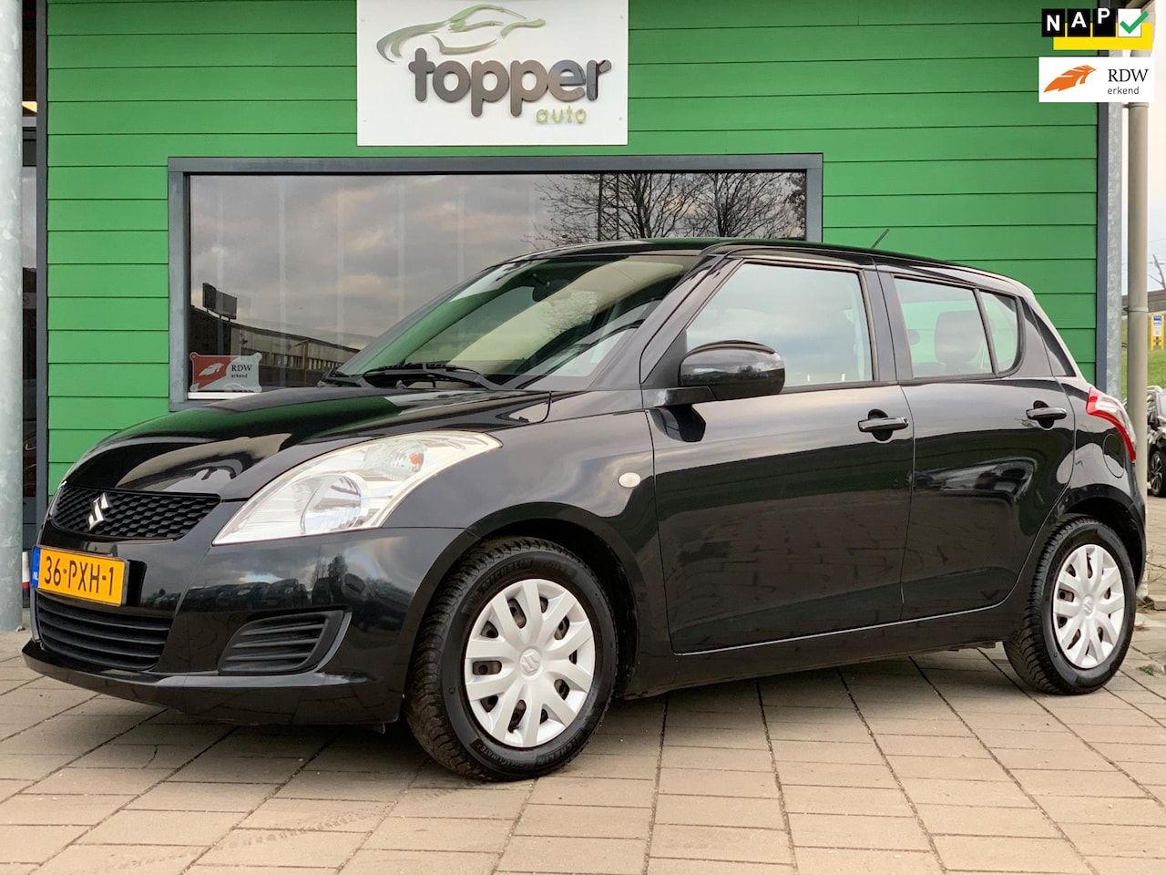 Suzuki Swift - 1.2 Comfort EASSS|1e Eigenaar|NAP|Airco|Elektr.ramen|5-Deurs| - AutoWereld.nl