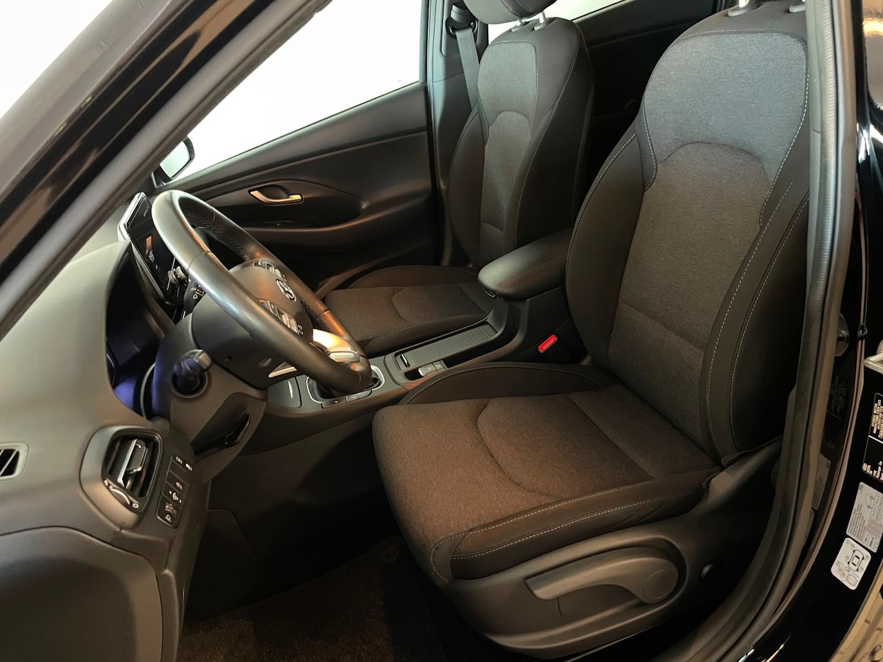 Hyundai i30 Wagon - 1.0 T-GDi MHEV Comfort Smart AIRCO NAVI CRUISE APPLE CARPLAY BLUETOOTH ELEK RAMEN CENT VER - AutoWereld.nl
