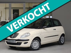 Lancia Y(psilon) - Ypsilon 1.4-16V Argento Airco 2e eigenaar NL-NAP