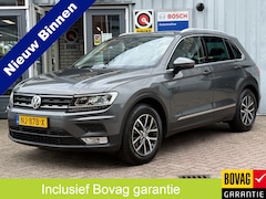 Volkswagen Tiguan - 1.4 TSI ACT Connected Series | AUTOMAAT | 1e EIG. | PANO | TREKHAAK | NAVI | MASSAGE |