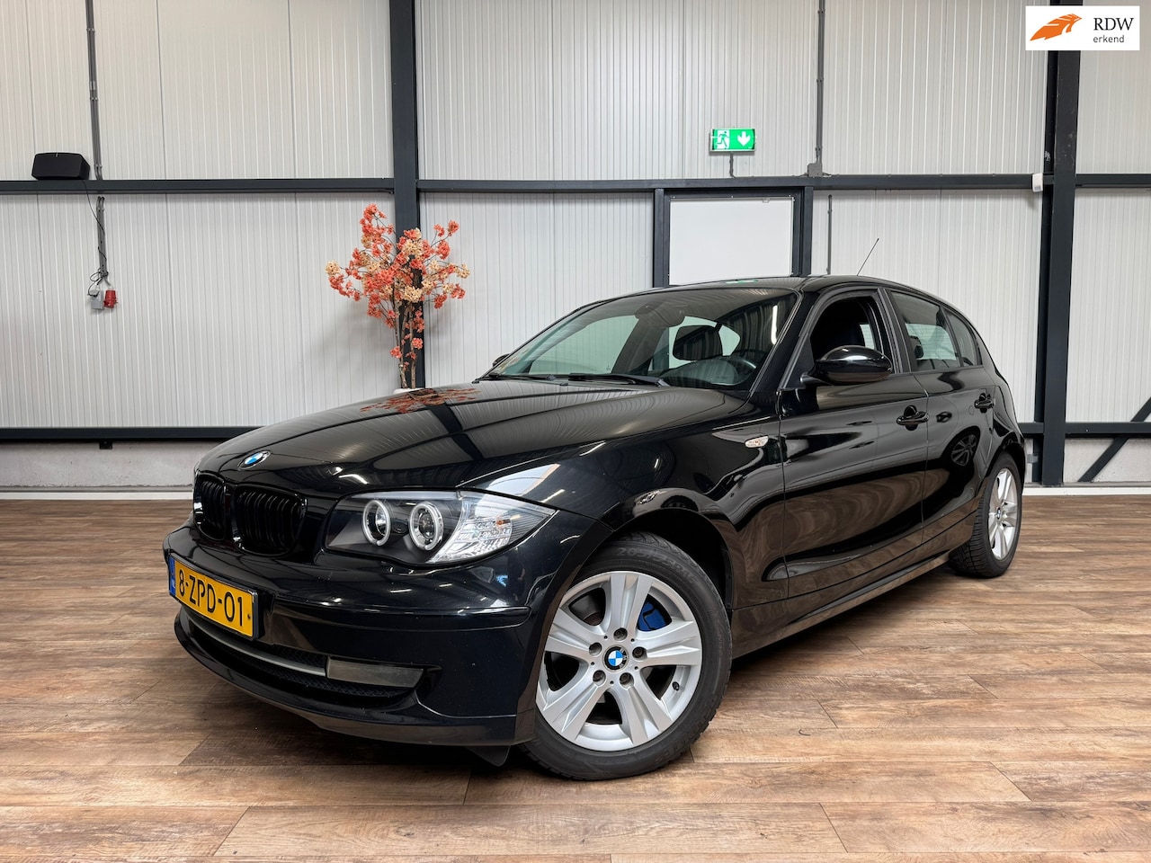 BMW 1-serie - 118i /CLIMA / CRUISE / 6-Bak / Zeer nette staat - AutoWereld.nl