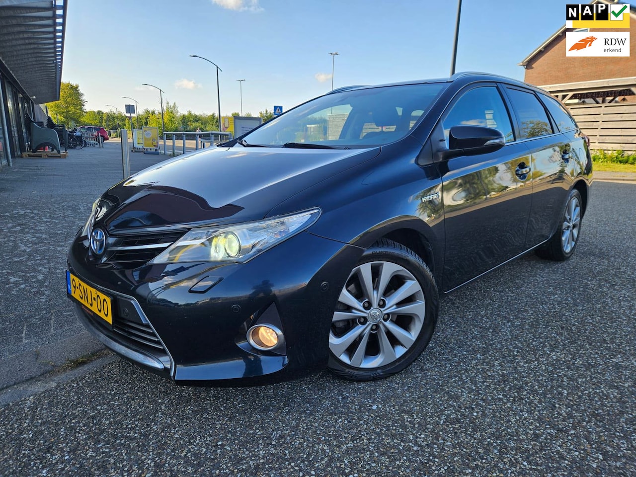 Toyota Auris Touring Sports - 1.8 Hybrid Lease Pro GARANTIE - AutoWereld.nl