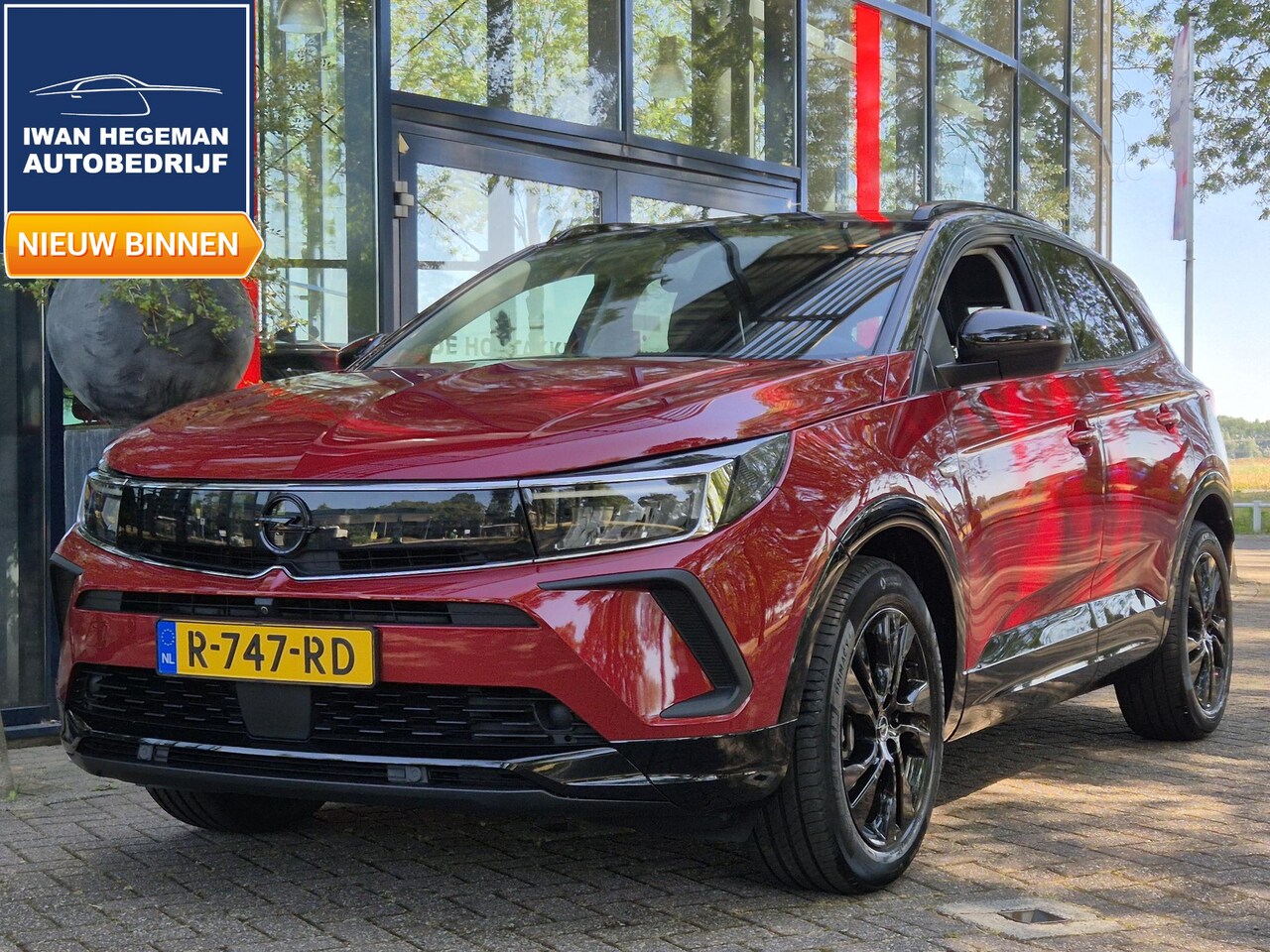 Opel Grandland - 1.2 Turbo GS Line | Navigatie | Cruise Control | Licht metalen velgen | Parkeercamera - AutoWereld.nl