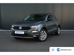 Volkswagen T-Roc - 1.5 TSI Style 150PK DSG | Trekhaak | Apple Carplay | Navi |