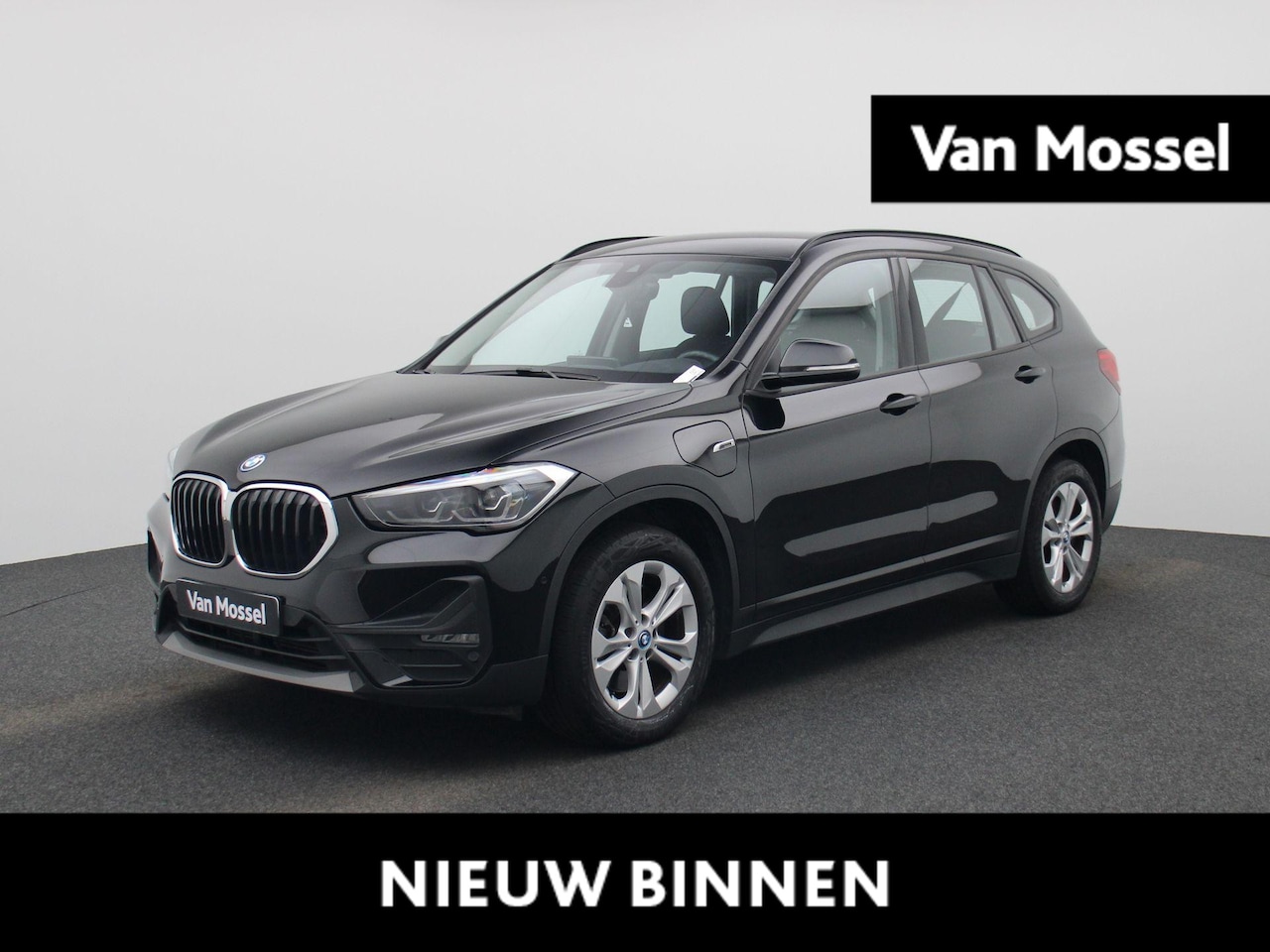 BMW X1 - xDrive25e | Automaat | Achteruitrijcamera | Parkeersensoren | Climate Control | - AutoWereld.nl
