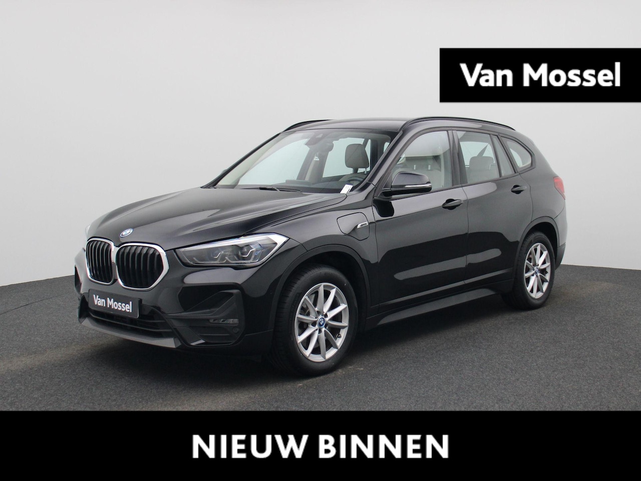 BMW X1 - xDrive25e | Automaat | Achteruitrijcamera | Parkeersensoren | Climate Control | - AutoWereld.nl