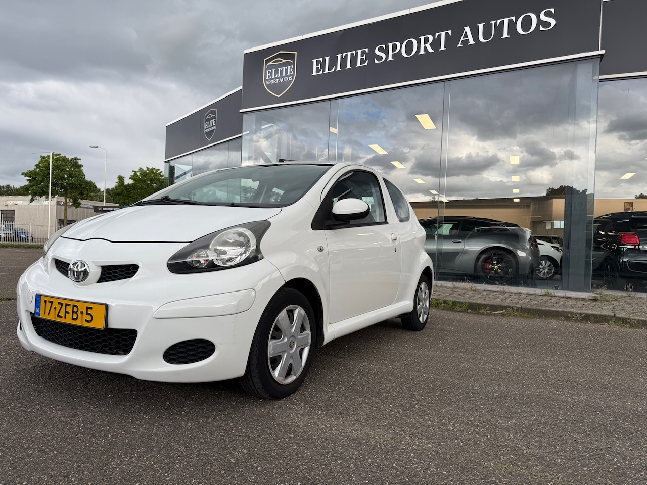 Toyota Aygo - 1.0-12V Cool I Airco I Elektrische ramen I - AutoWereld.nl