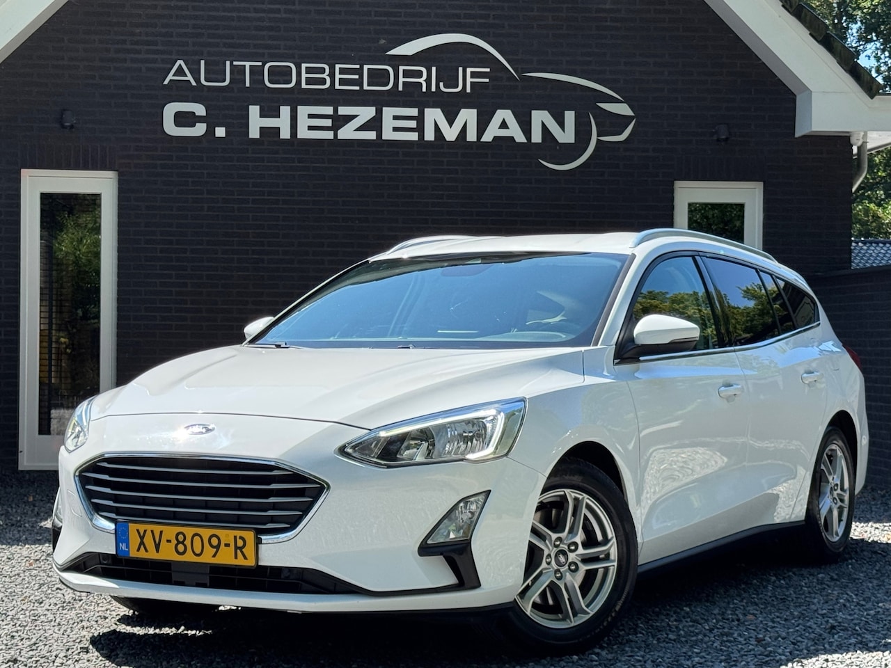 Ford Focus Wagon - 1.0 125PK Edition Business Cruise Climate Control Carplay Android Trekhaak - AutoWereld.nl