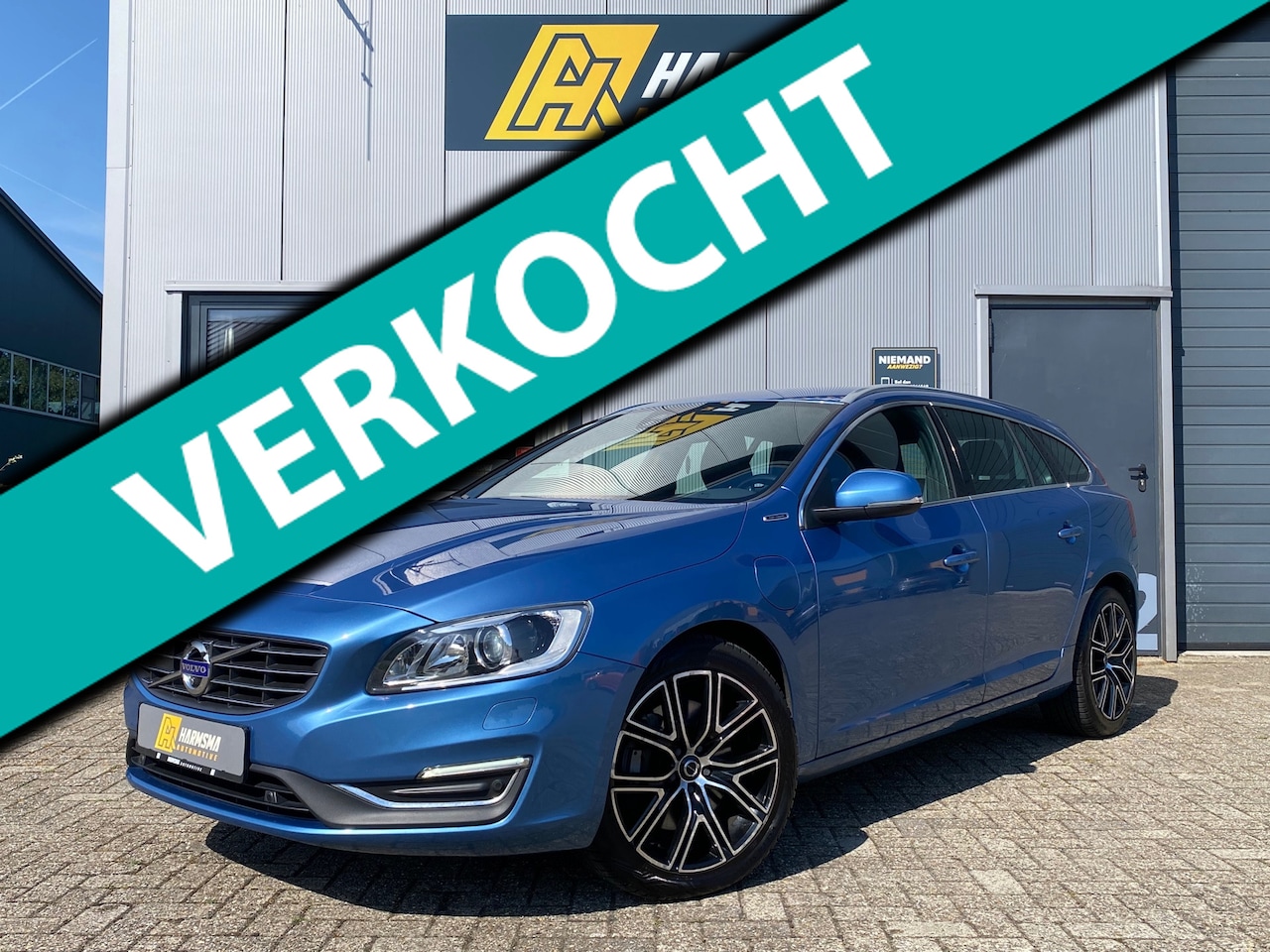 Volvo V60 - 2.4 D5 Twin Engine R-Design |Polestar|ACC|Carplay - AutoWereld.nl