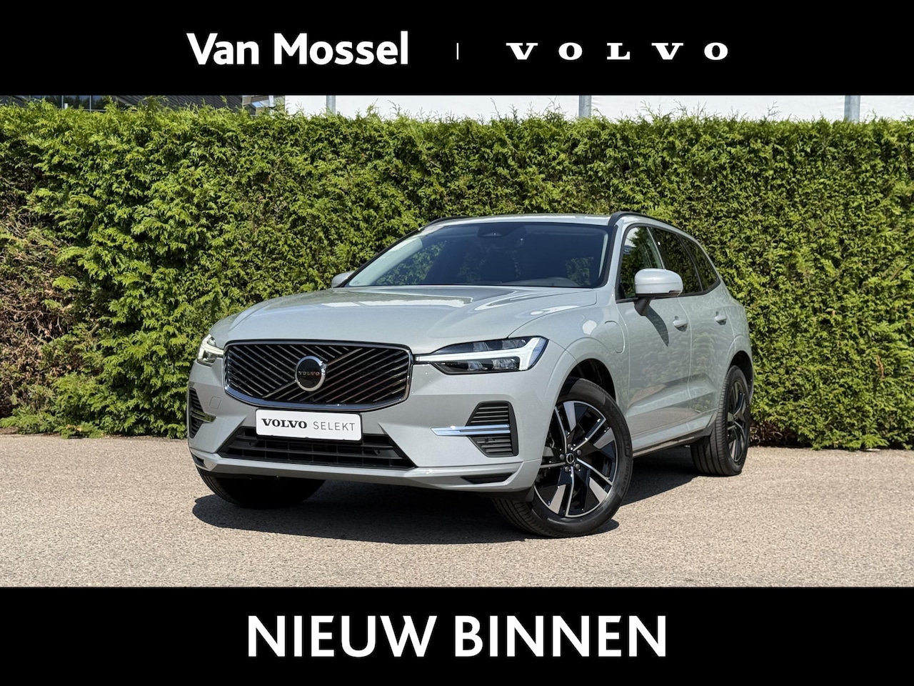 Volvo XC60 - T6 Plug-in hybrid AWD Essential Trekhaak - AutoWereld.nl