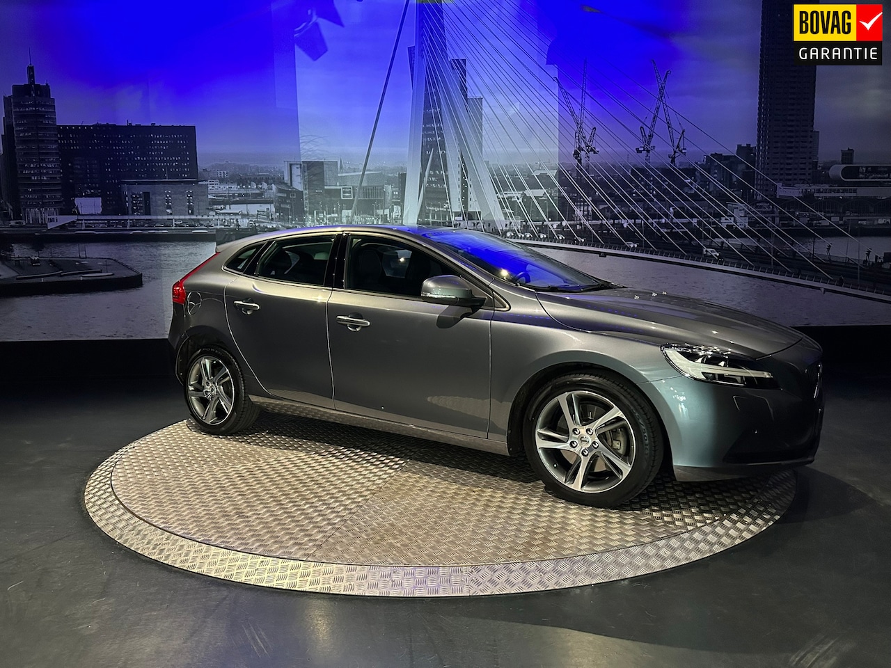 Volvo V40 - 1.5 T2 Inscription *Clima*Navi*Camera* - AutoWereld.nl