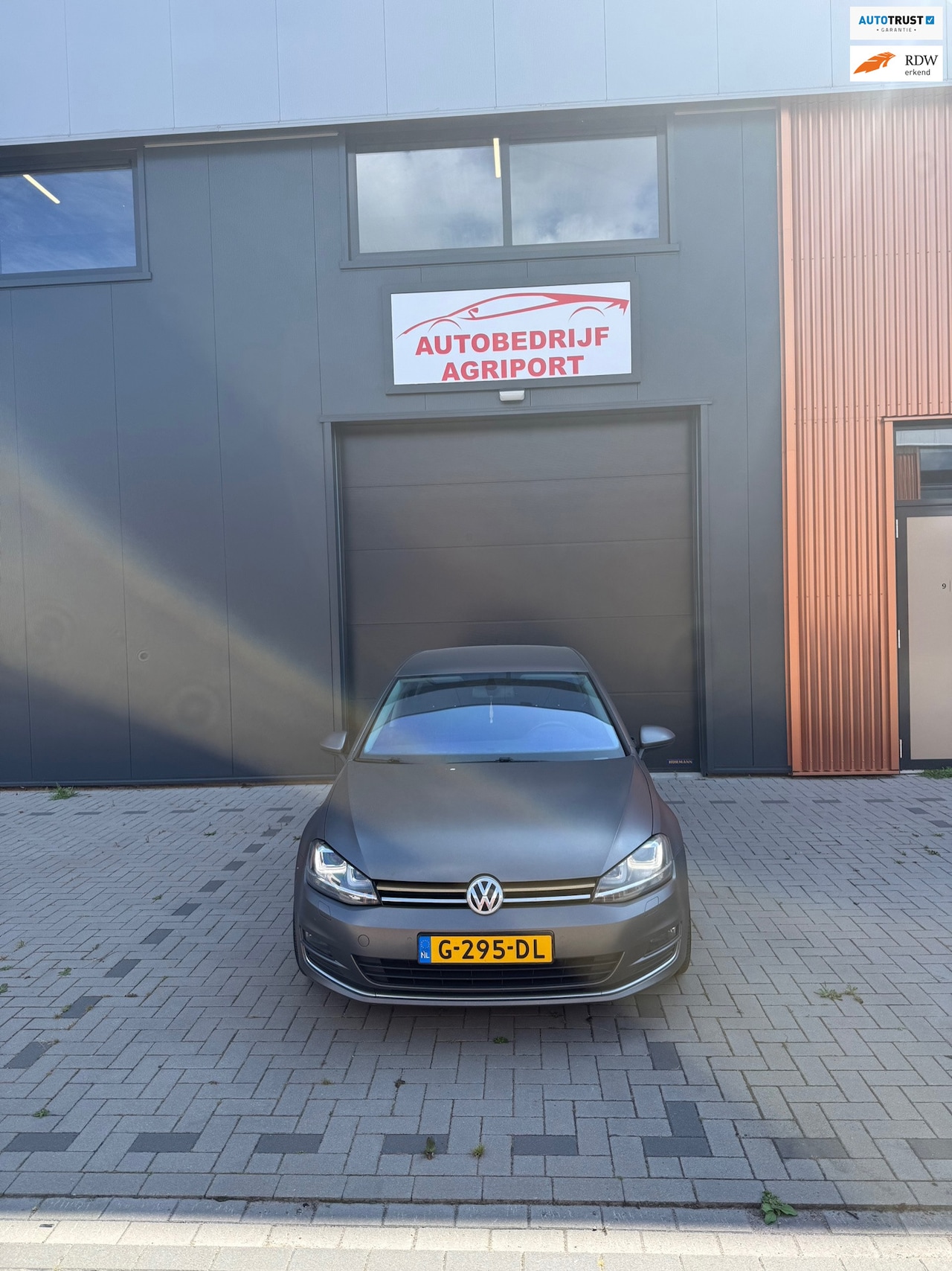 Volkswagen Golf - 1.2 TSI Trendline 1.2 TSI Trendline - AutoWereld.nl