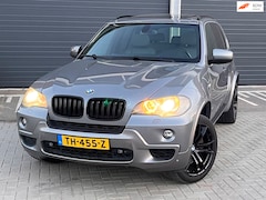 BMW X5 - XDrive48i High Executive V8 M PAKKET BOMVOL PANO ZELDZAAM NIEUWSTAAT