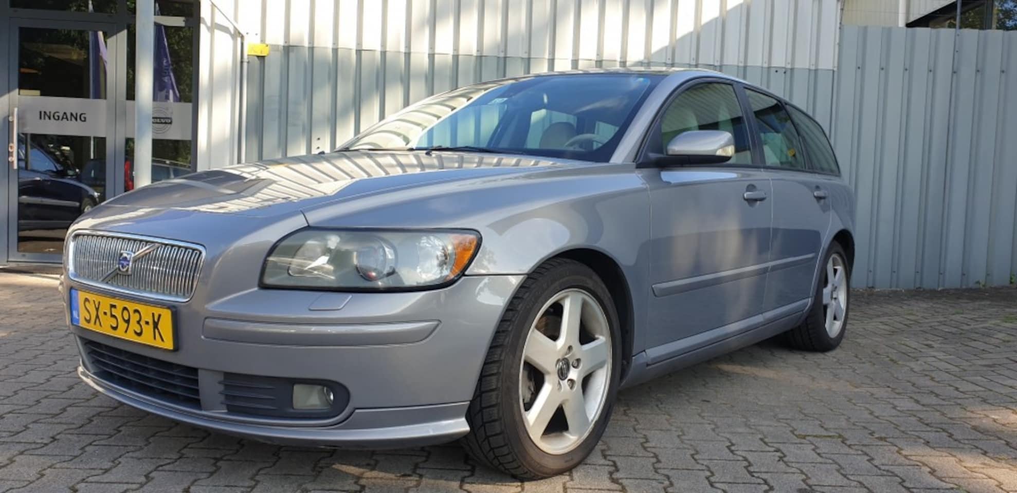 Volvo V50 - 2.4  Summum Automaat - AutoWereld.nl