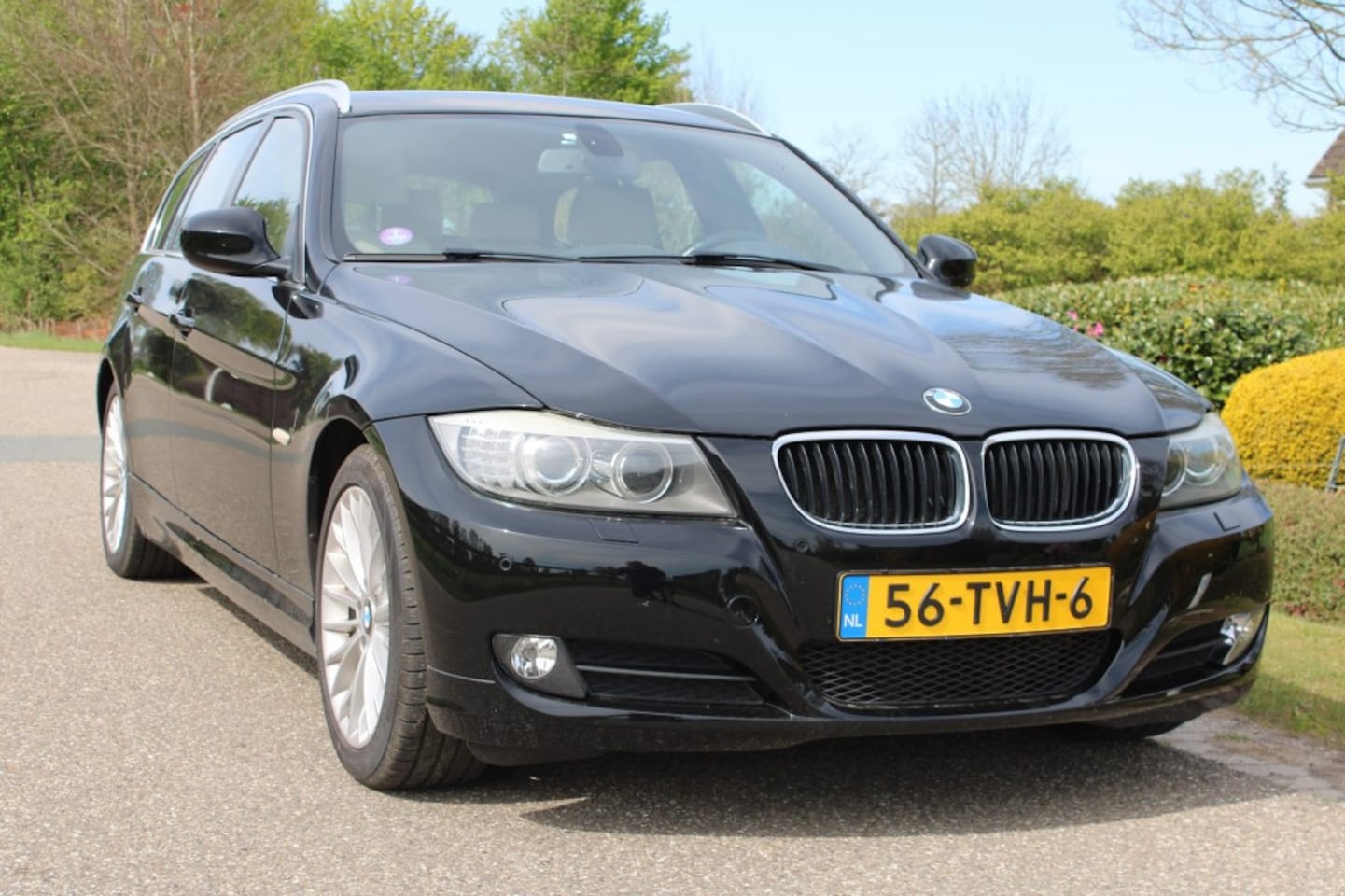 BMW 3-serie Touring - 316i Touring 136pk Automaat High Executive Leer Navi/PDC/Stoelve - AutoWereld.nl