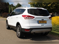 Ford Kuga - 1.5 150pk. Titanium ECC/cruise/navi/half leer/camera/trekhaak