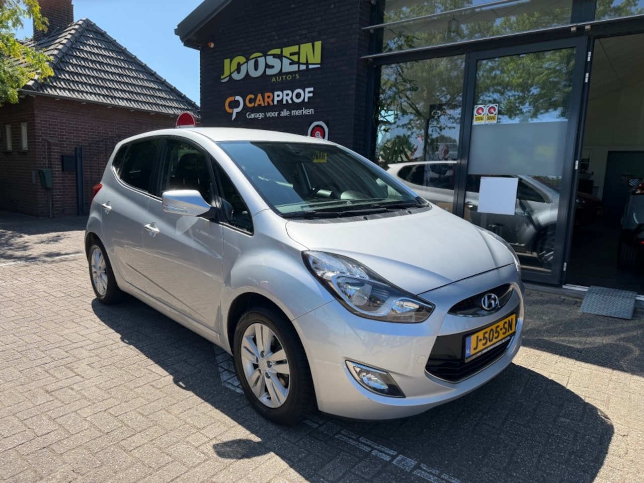 Hyundai ix20 - 1.4i i-Magine 1.4I I-MAGINE - AutoWereld.nl