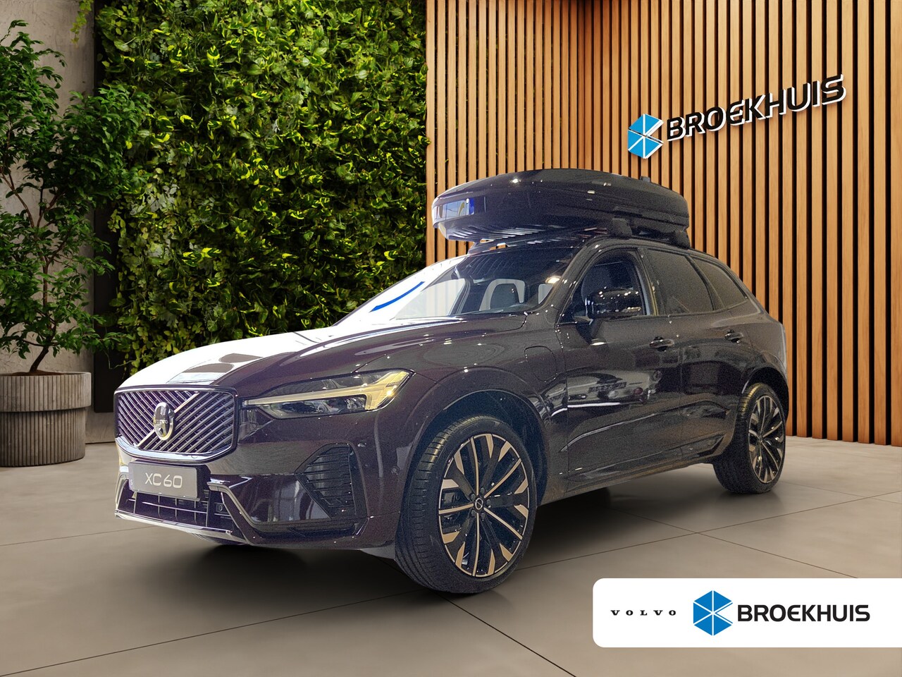 Volvo XC60 - 2.0 T6 Plug-in hybrid AWD Dark | Panoramadak | 360 Camera | Head-up | Pilot Assist | 21" V - AutoWereld.nl