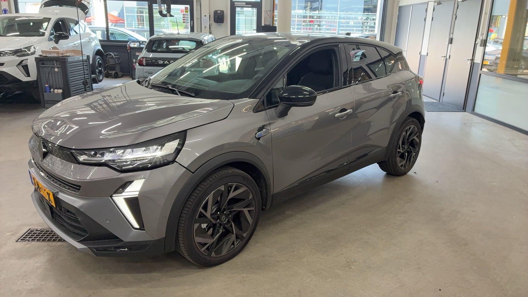 Renault Captur - 1.8 E-Tech full hybrid 160 esprit Alpine | Pack Light & Sound | - AutoWereld.nl