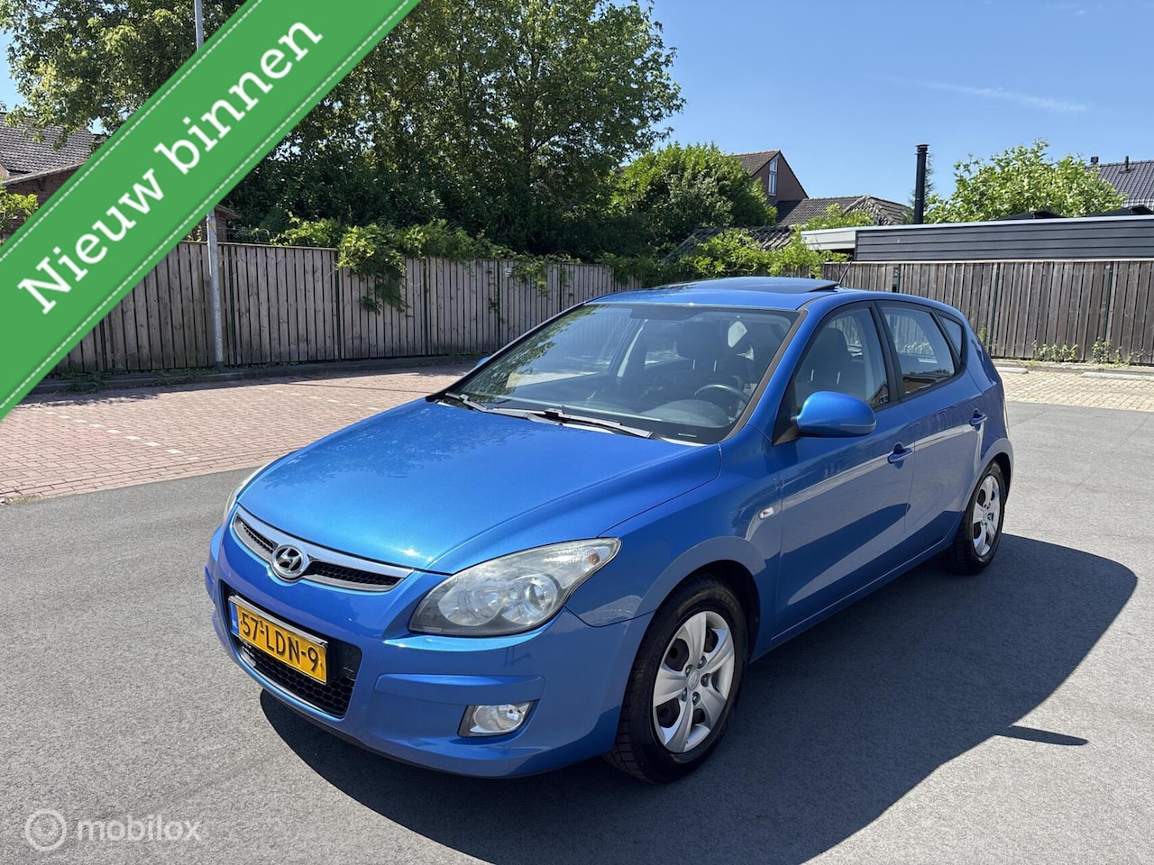 Hyundai i30 - 1.4i Blue Dynamic 2010 Nette staat - AutoWereld.nl