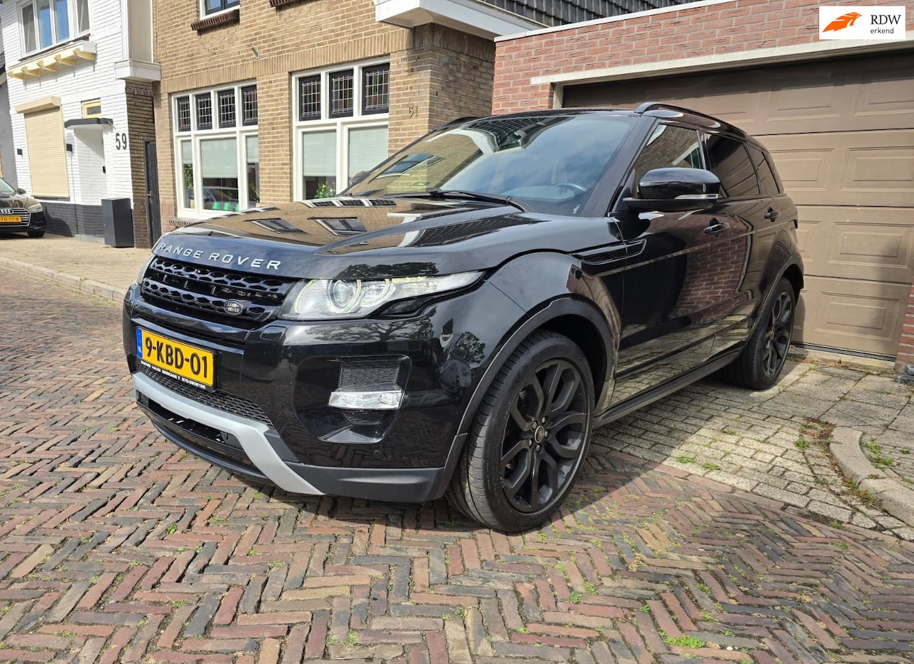 Land Rover Range Rover Evoque - 2.2 TD4 4WD Prestige 2.2 TD4 4WD Prestige - AutoWereld.nl