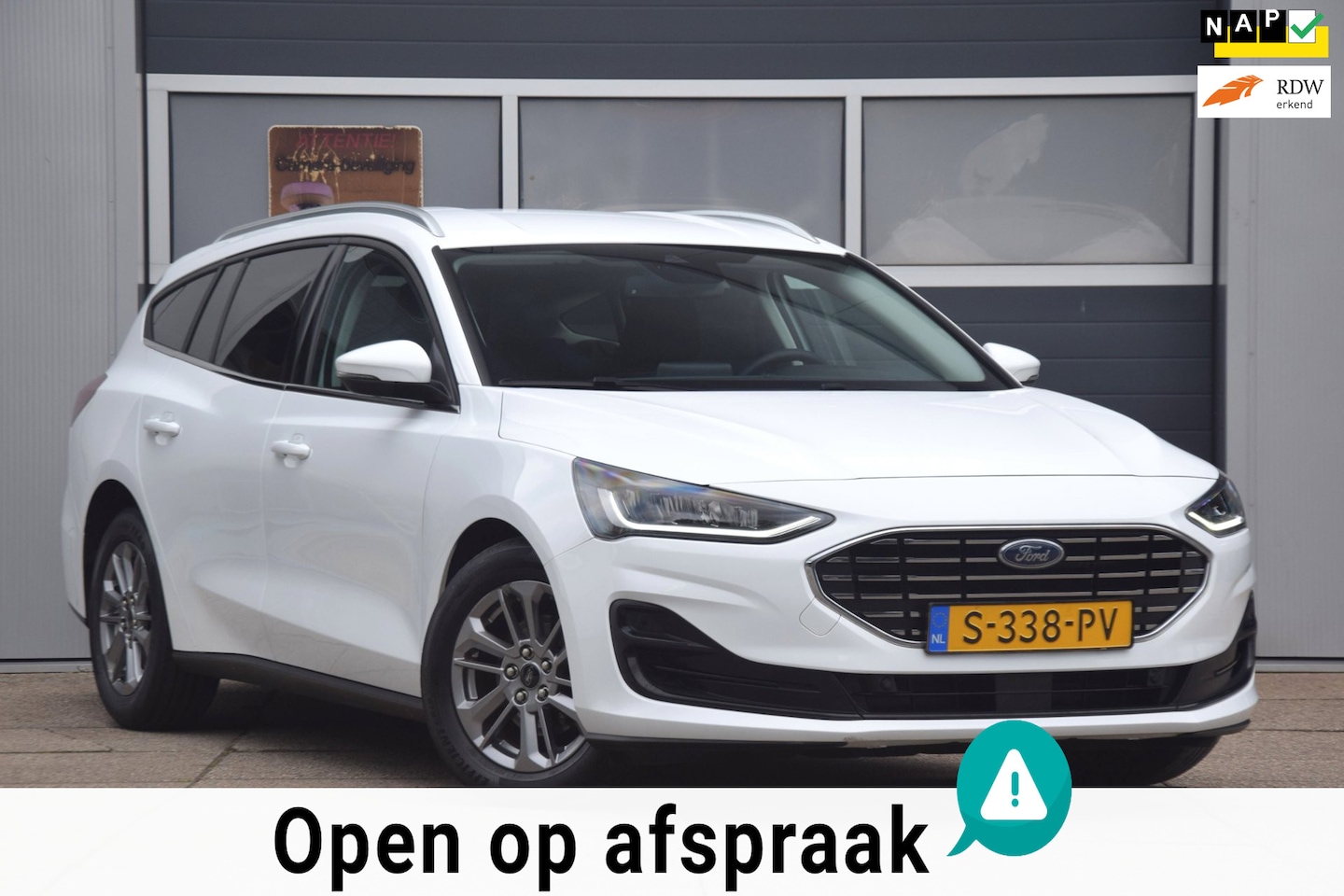 Ford Focus Wagon - 1.0 EcoBoost Hybrid Titanium Style TREKHAAK/LED KOPLAMPEN/APPLE CARPLAY - AutoWereld.nl