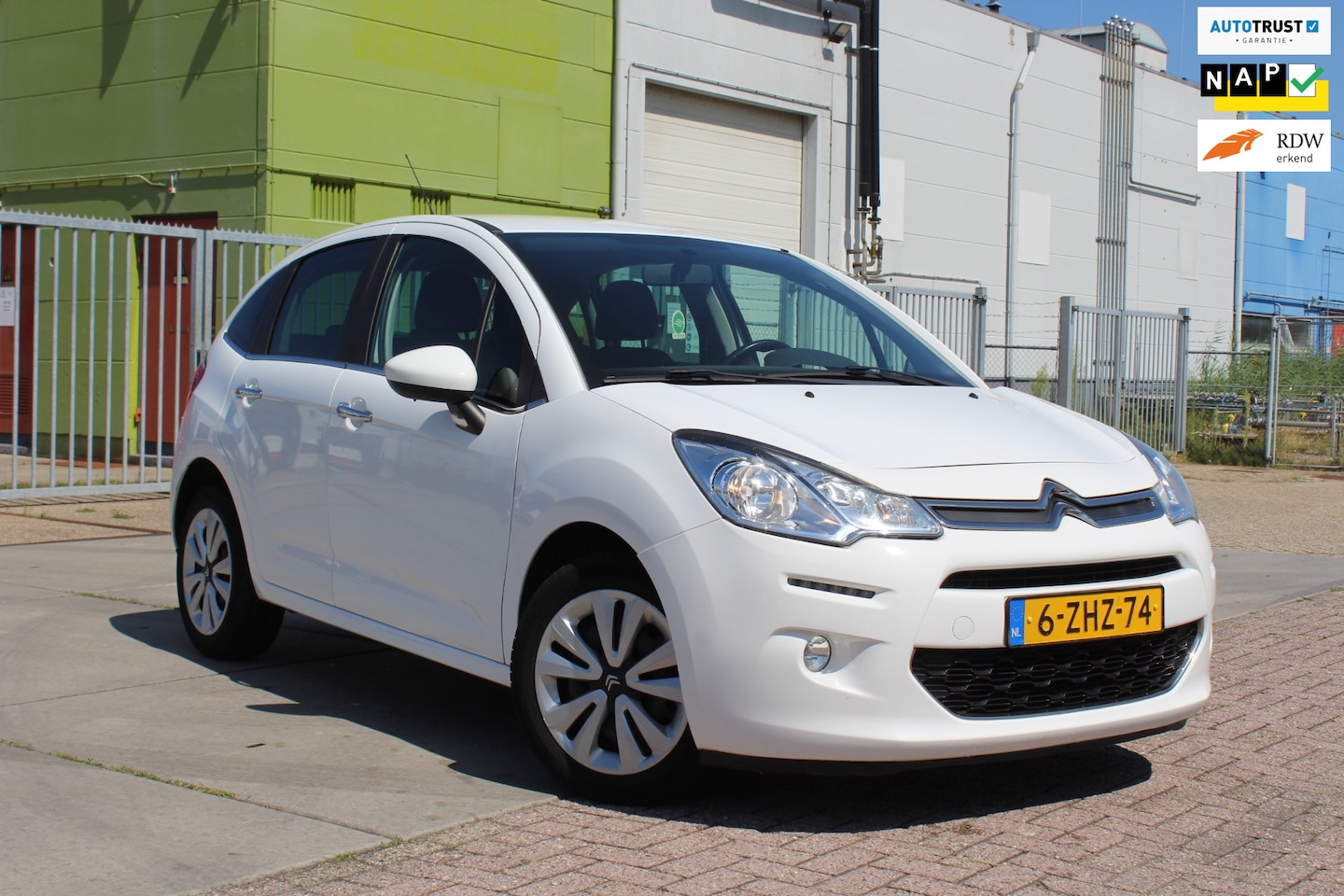 Citroën C3 - 1.2 PureTech Collection NAP 1E EIG, AIRCO NAVI CRUISE - AutoWereld.nl