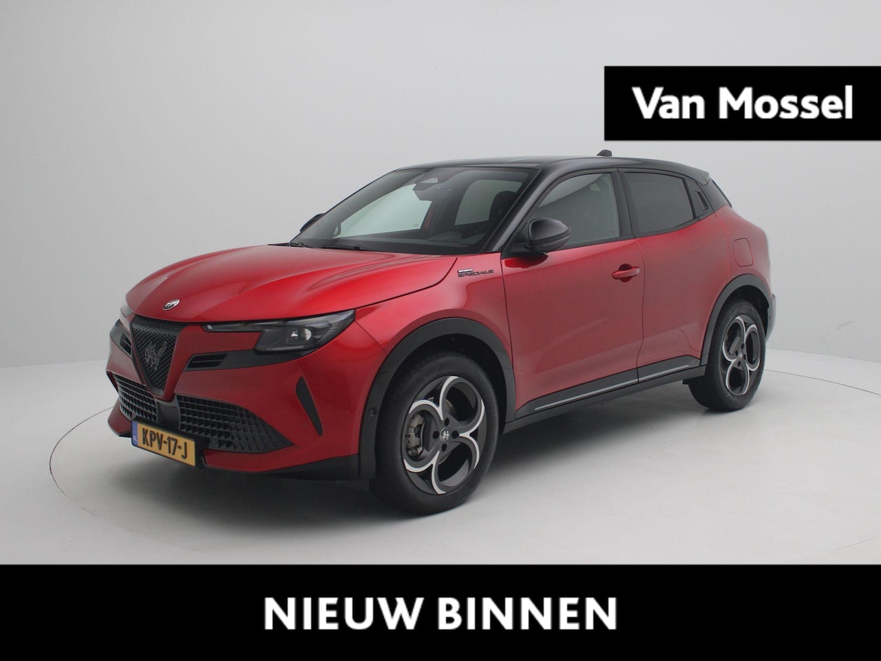 Alfa Romeo Junior - 1.2 Turbo Hybrid Ibrida Sport Speciale | DEMO - AutoWereld.nl