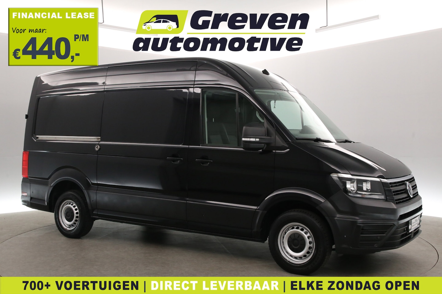Volkswagen Crafter - 2.0 TDI 140PK L3H3 | Airco | Camera | 3 Zits | Trekhaak | Carplay | Parkeersens. - AutoWereld.nl