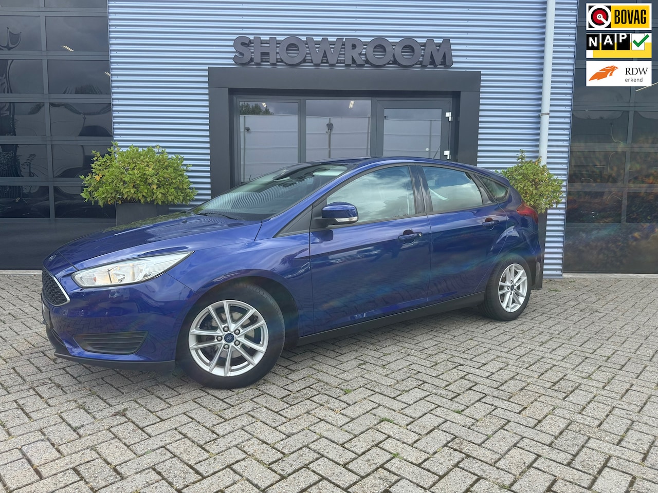 Ford Focus - 1.0 Trend Edition NAVI|PDC|AIRCO|CRUISE|LM-VELGEN - AutoWereld.nl