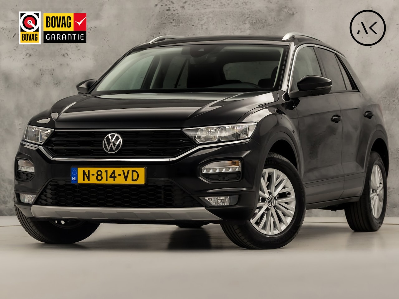 Volkswagen T-Roc - 1.0 TSI Sport (APPLE CARPLAY, GROOT NAVI, CAMERA, CLIMATE, SPORTSTOELEN, GETINT GLAS, ELEK - AutoWereld.nl