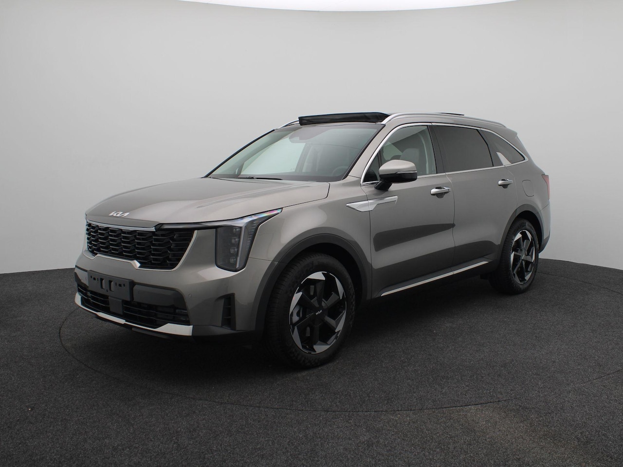 Kia Sorento - 1.6 T-GDi Plug-in Hybrid 4WD DynamicPlusLine 7p | Navigatie | Clima | Elektrisch bedienbaa - AutoWereld.nl