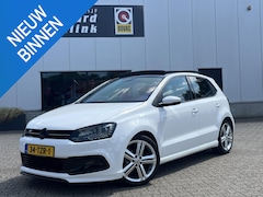 Volkswagen Polo - 1.2 TSI Highline R-LINE PANO APPLE CARPLAY