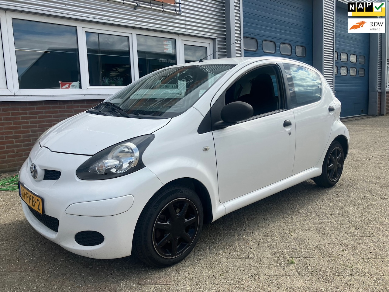Toyota Aygo - 1.0-12V Cool Airco - AutoWereld.nl