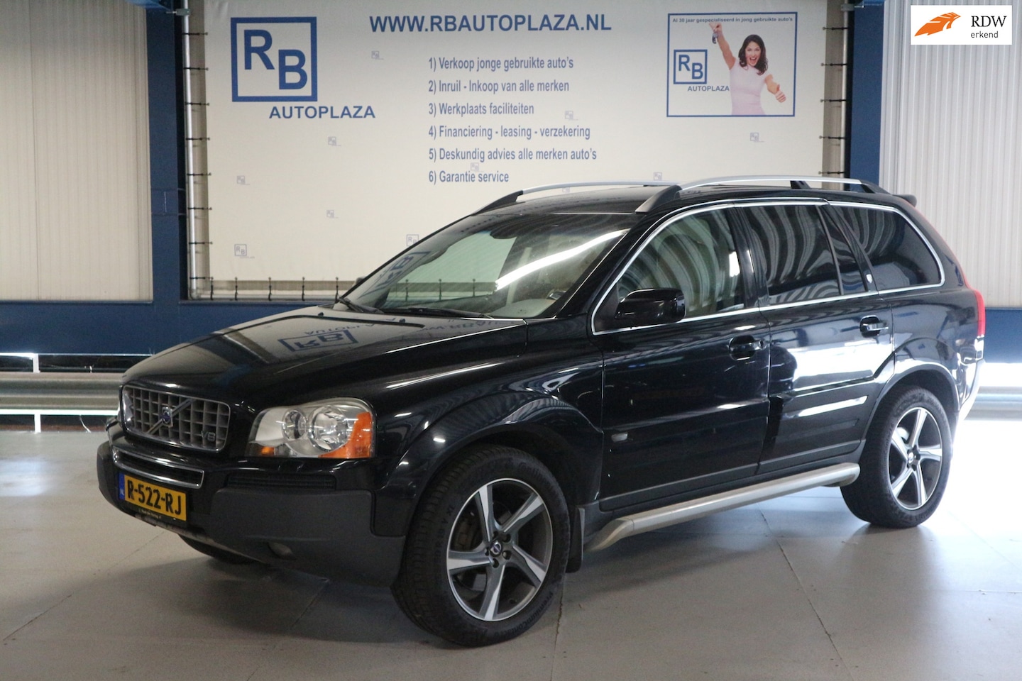 Volvo XC90 - 4.4 V8 Momentum / FULL SERVICE / 320 PK / 8 CYLINDER ! ! ! ! - AutoWereld.nl