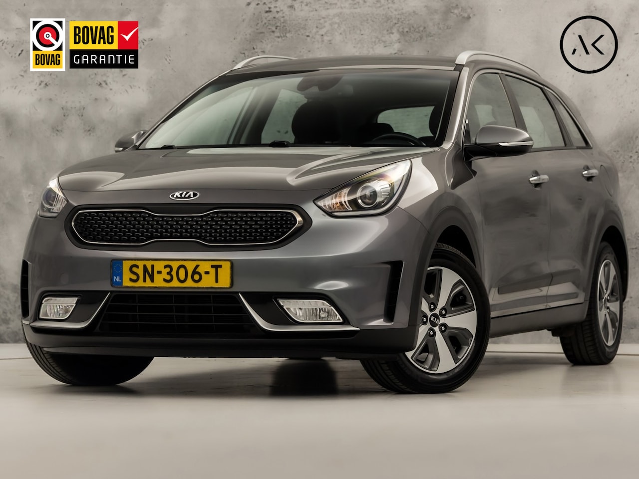 Kia Niro - 1.6 GDi Hybrid DynamicLine Automaat (APPLE CARPLAY, NAVIGATIE, CAMERA, LEDER, SPORTSTOELEN - AutoWereld.nl