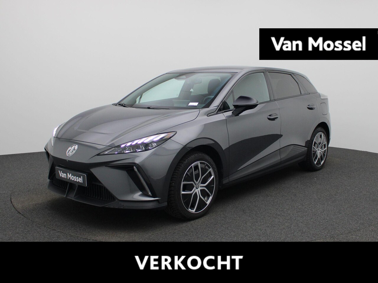 MG MG4 - Long Range Luxury 64 kWh | Carplay | Navi | Led Koplampen | Camera | MG i-Smart | Adaptive - AutoWereld.nl