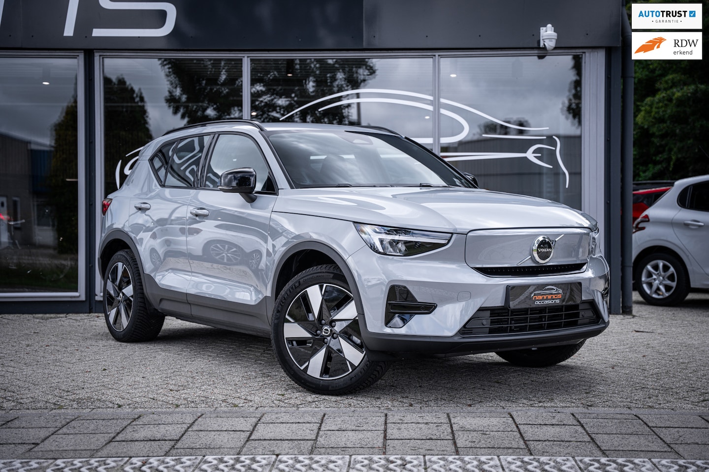 Volvo XC40 - Single Motor Essential 69 kWh|Elec Trekhaak|96% SOH|Cam|LED| - AutoWereld.nl