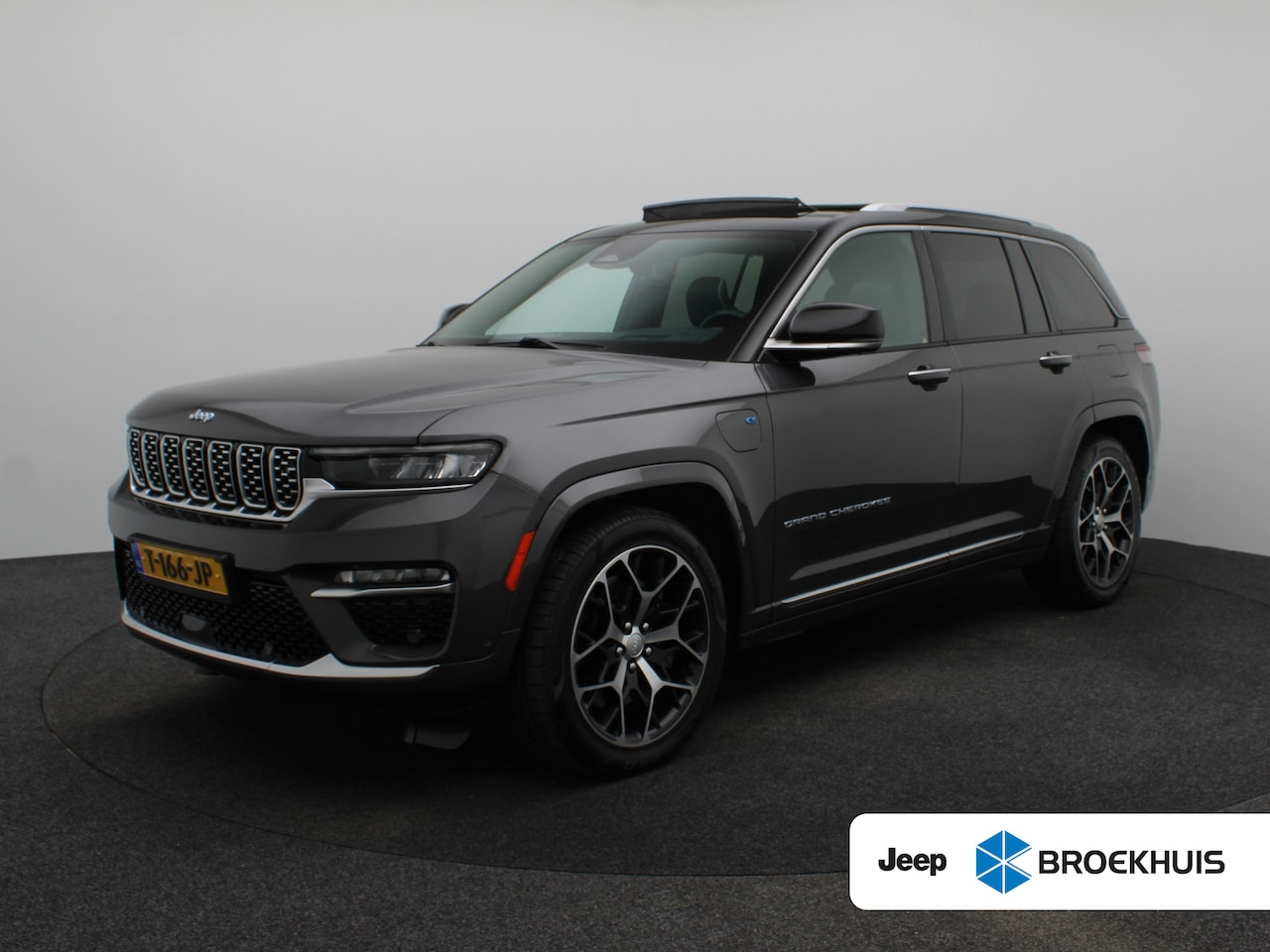 Jeep Grand Cherokee - 2.0 Summit Reserve 4xe | SOH 92% | Luchtvering | McIntosh | Pano dak | 21"LMV | Stoelverw. - AutoWereld.nl