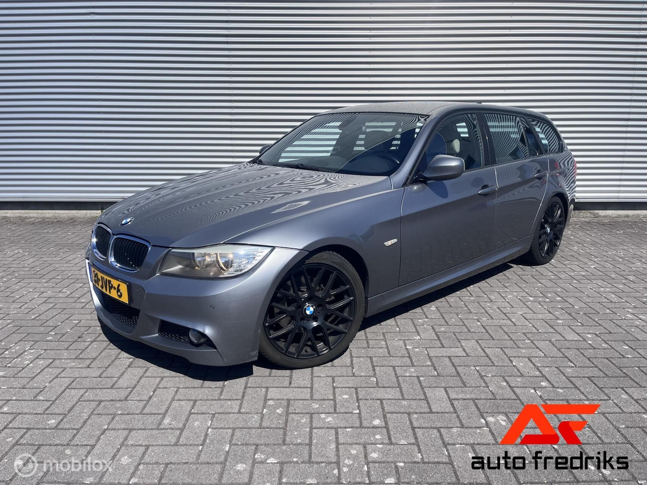 BMW 3-serie Touring - 320i Business Line M Sport 320i Business Line M Sport - AutoWereld.nl