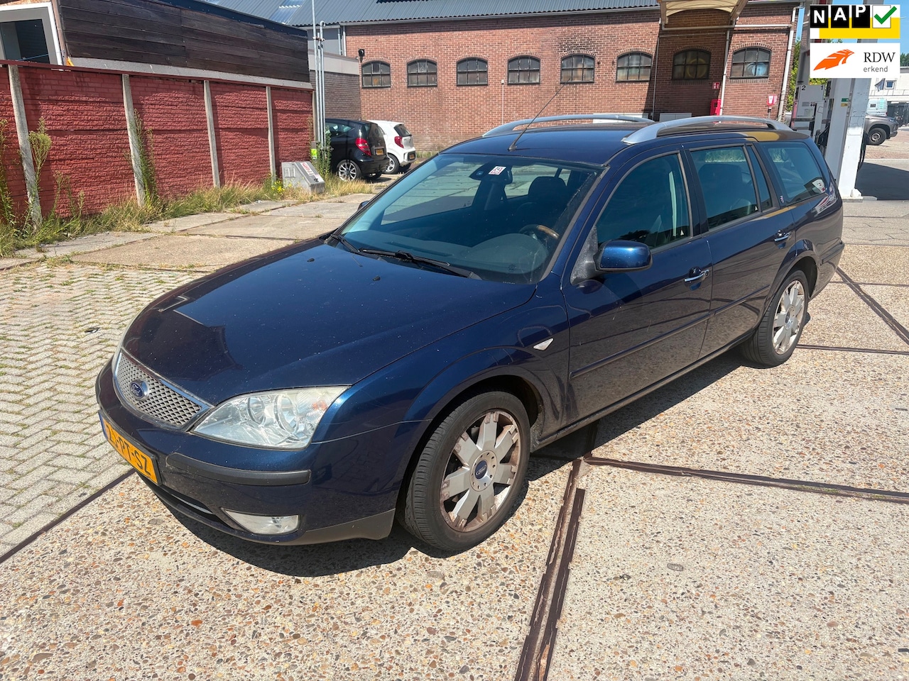 Ford Mondeo Wagon - 2.0-16V Ghia Executive 2.0-16V Ghia Executive - AutoWereld.nl