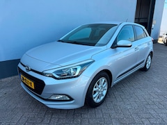 Hyundai i20 - 1.0 T-GDI Go 2016 - Navigatie