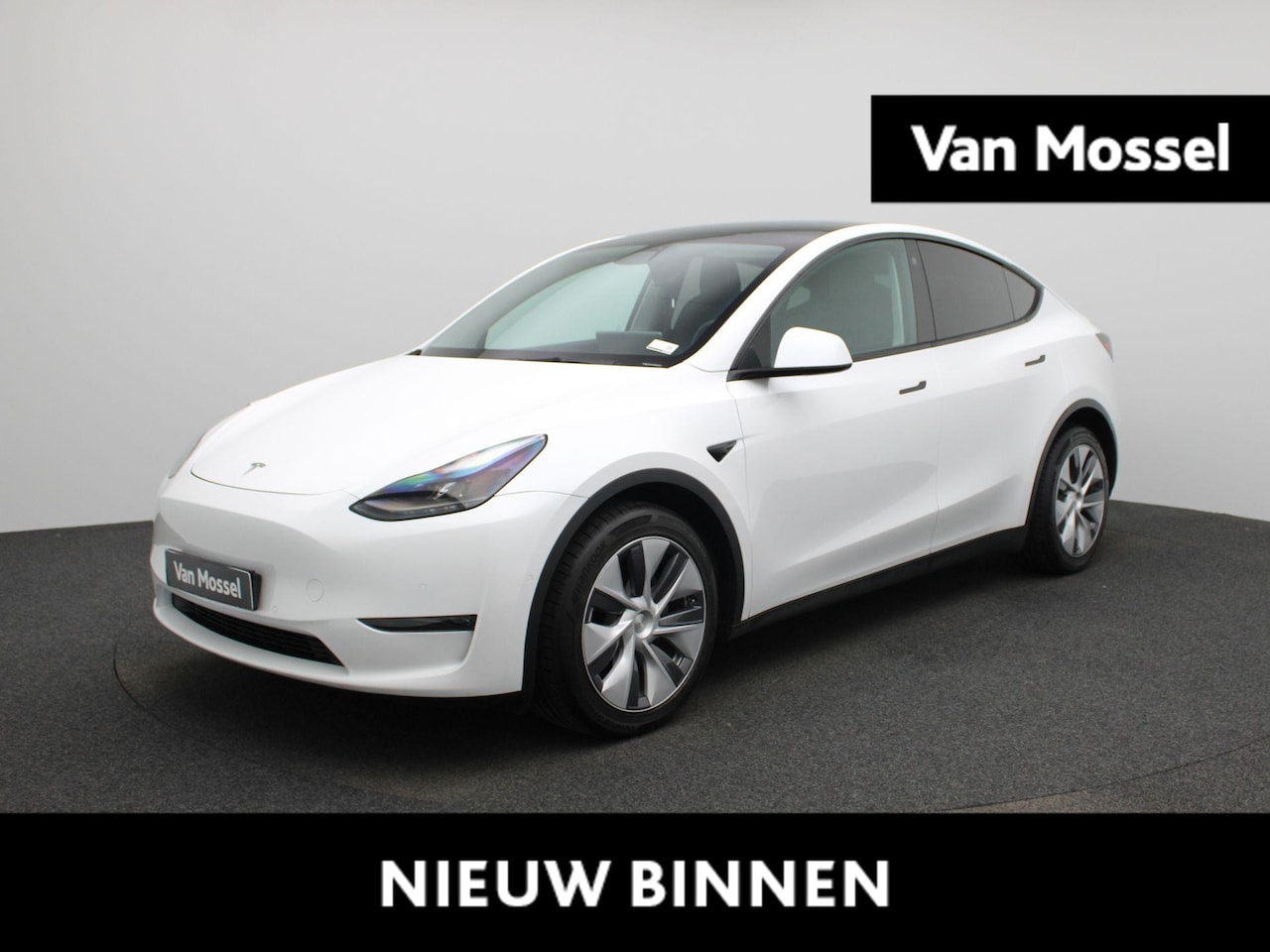Tesla Model Y - Long Range AWD 75 kWh | Automaat | Stoelverwarming | Panoramadak | Parkeersensoren | Achte - AutoWereld.nl