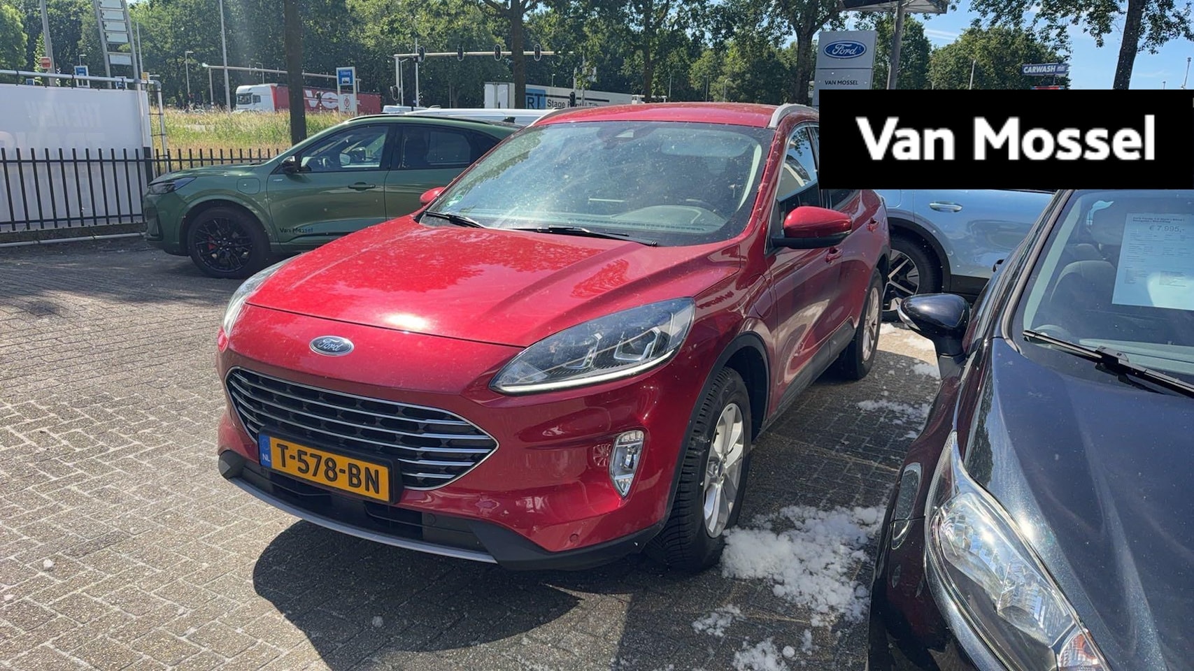 Ford Kuga - 2.5 PHEV Titanium Cruise Control | parkeersensoren | Achteruitrijcamera | Apple Carplay/ A - AutoWereld.nl