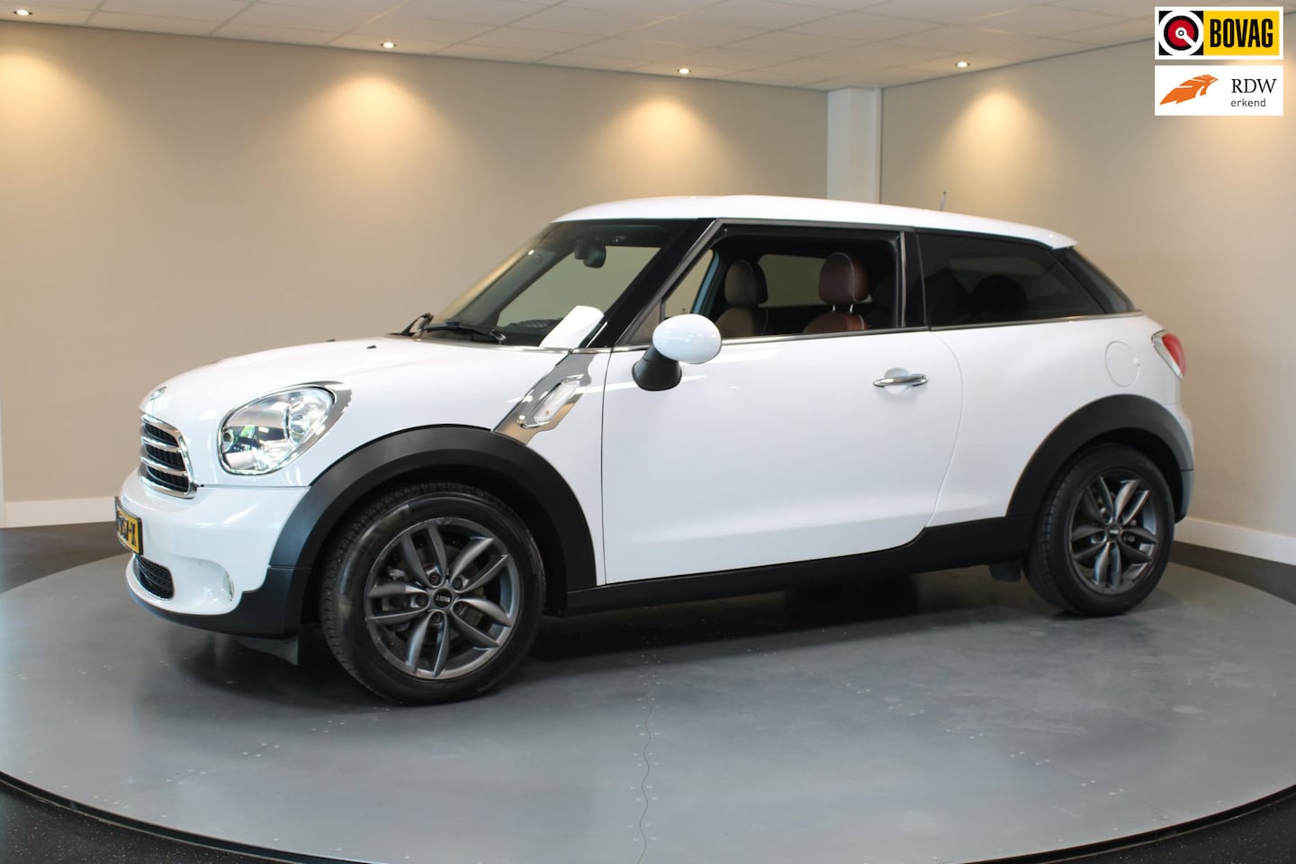 MINI Paceman - 1.6 Cooper Chili *Luxe Leder!* Stoelverw.|Navi|Cruise|BT|PDC|All-seasons|Sfeerverlichting - AutoWereld.nl