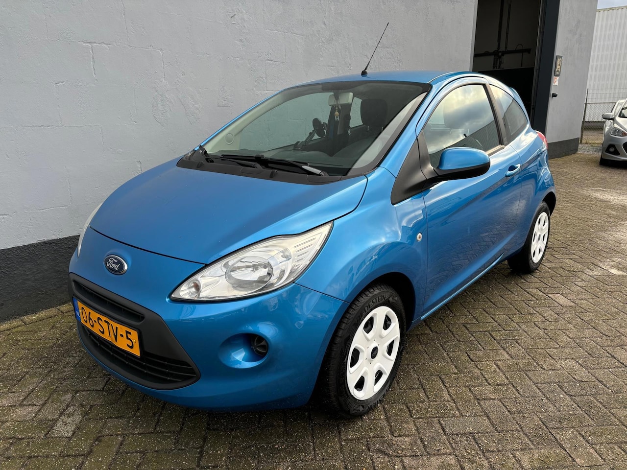 Ford Ka - 1.2 Cool & Sound - Airco - AutoWereld.nl