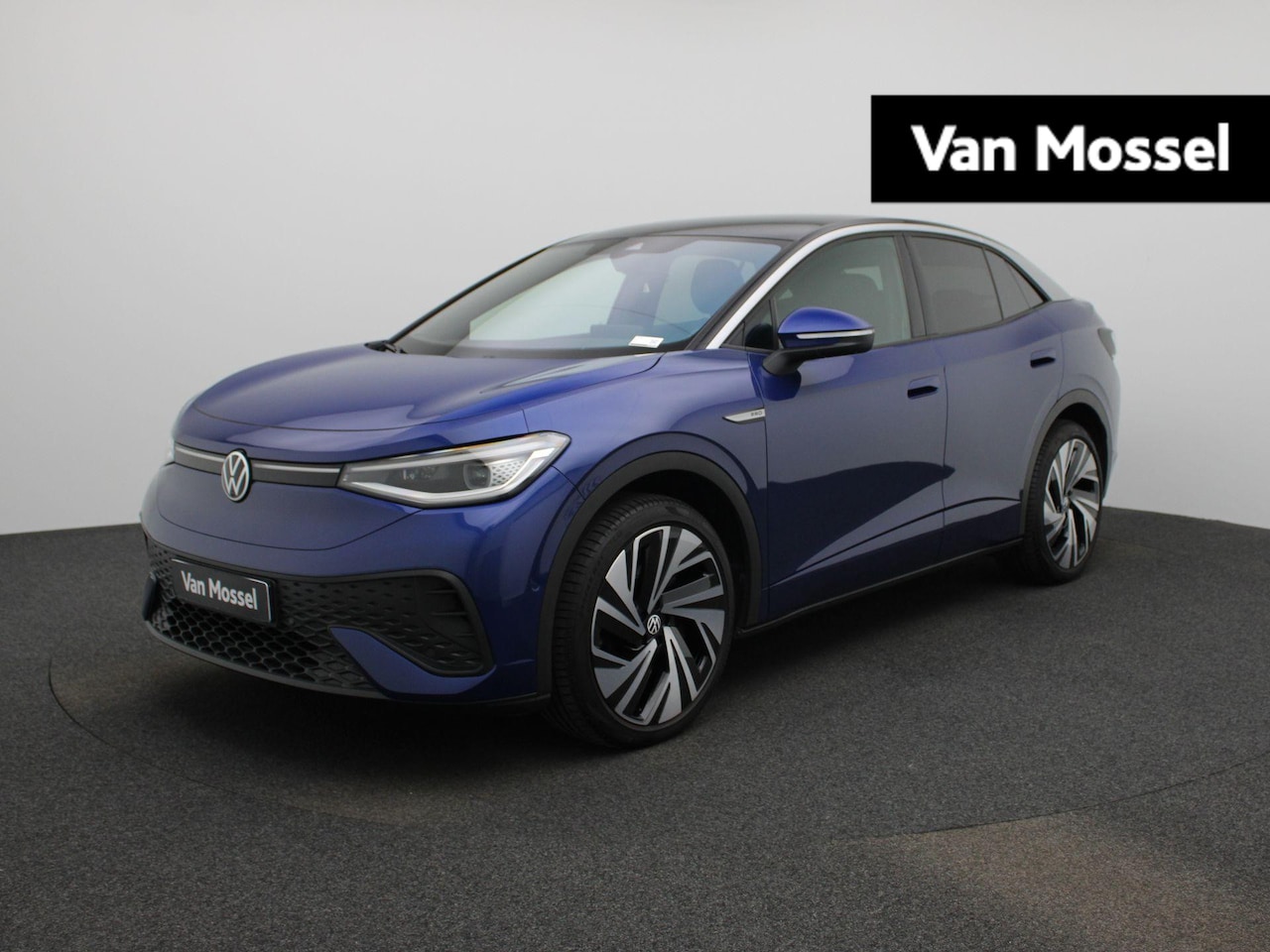Volkswagen ID.5 - Pro 77 kWh 204 PK| Dealeronderhouden | Warmtepomp | Trekhaak | Navigatie | Premium Audio | - AutoWereld.nl