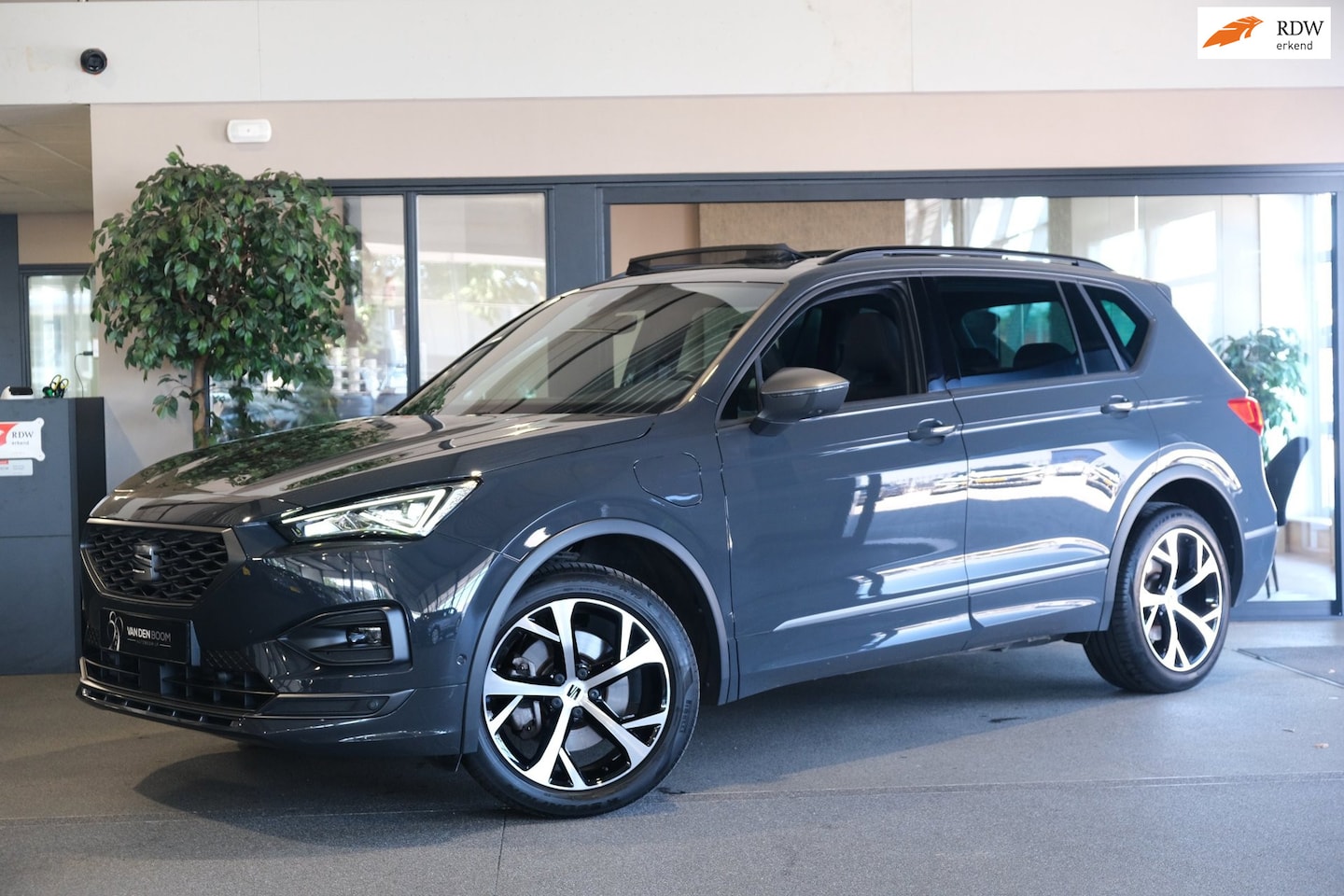 SEAT Tarraco - 1.4 TSI e-Hybrid PHEV FR 245PK Pano Trekhaak Keyless Led Elek Achterklep - AutoWereld.nl