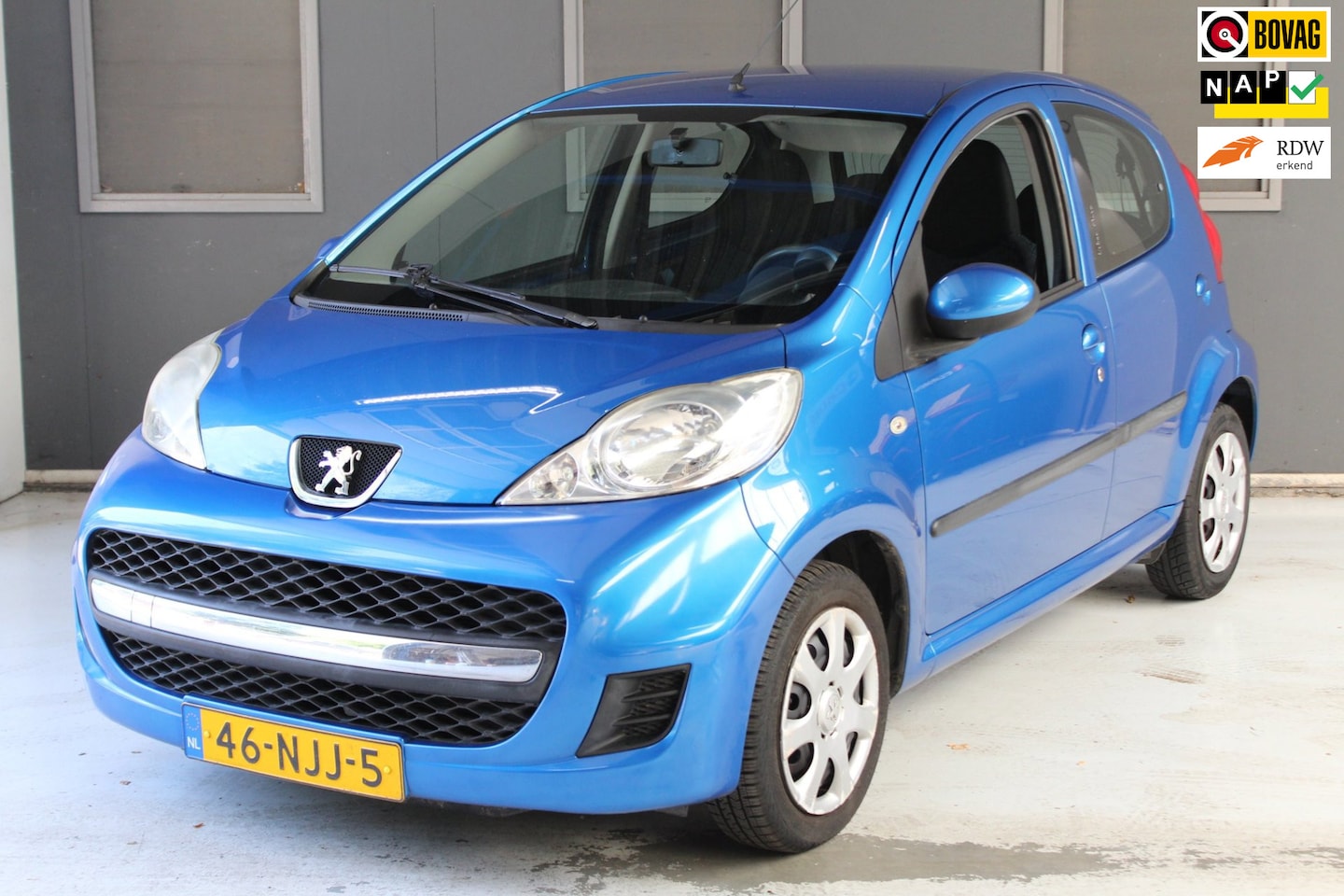 Peugeot 107 - 1.0-12V Urban Move 1.0-12V Urban Move - AutoWereld.nl