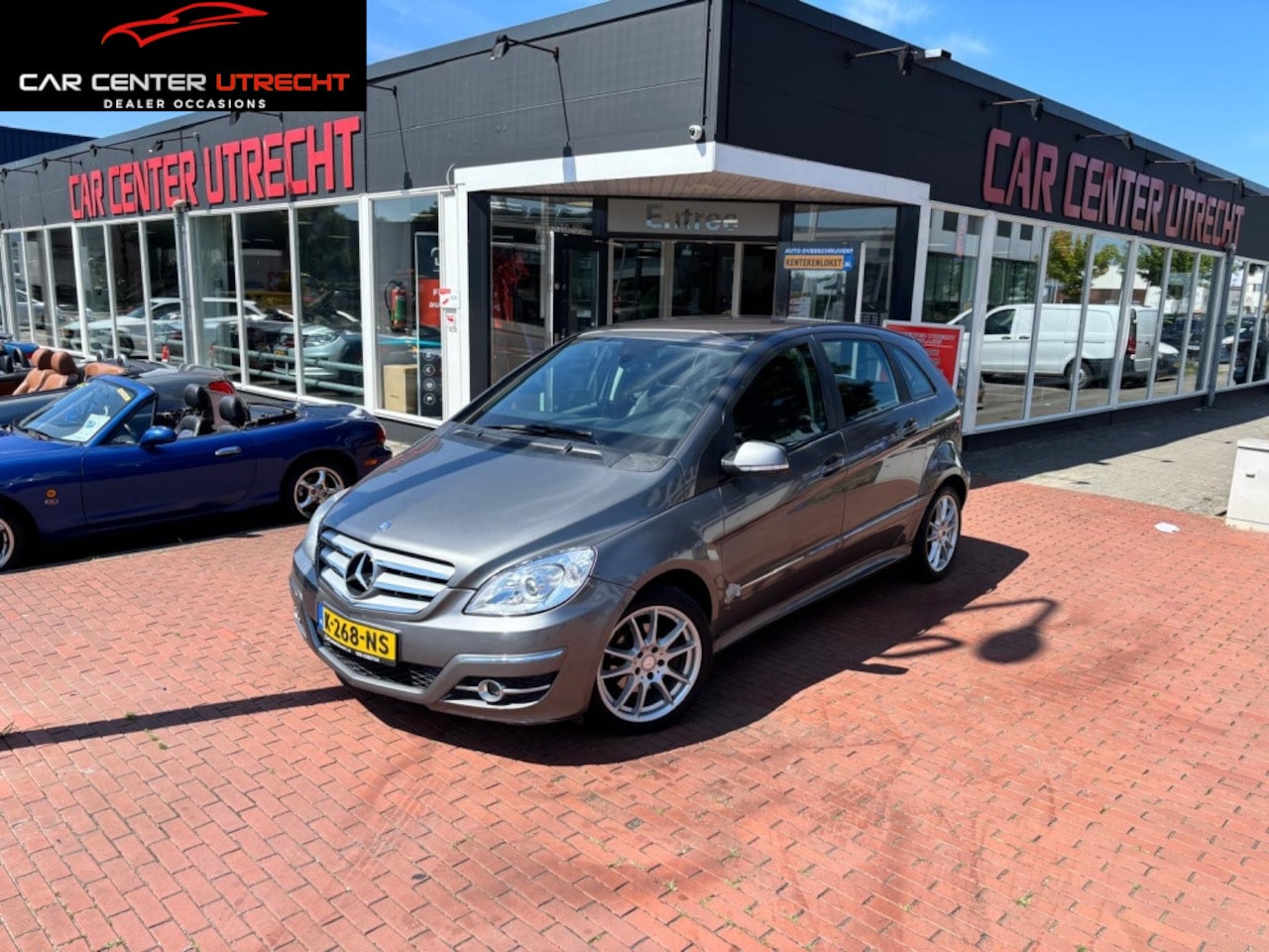 Mercedes-Benz B-klasse - 200 automaat navi camera airco trekhaak - AutoWereld.nl